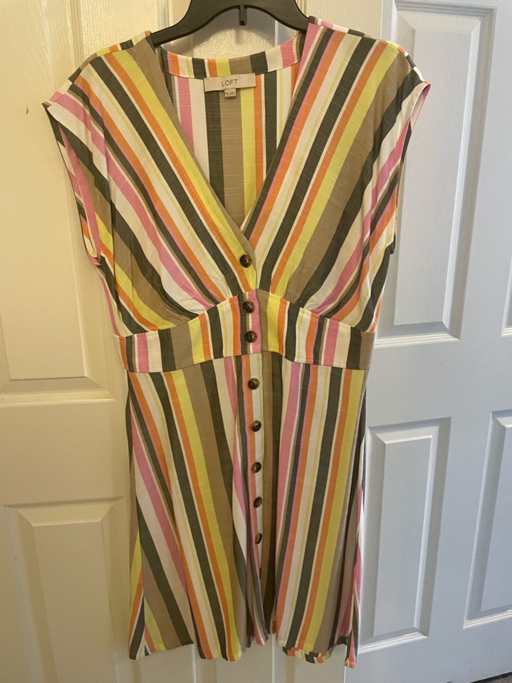 Loft multicolor midi dress, size 8, like new.